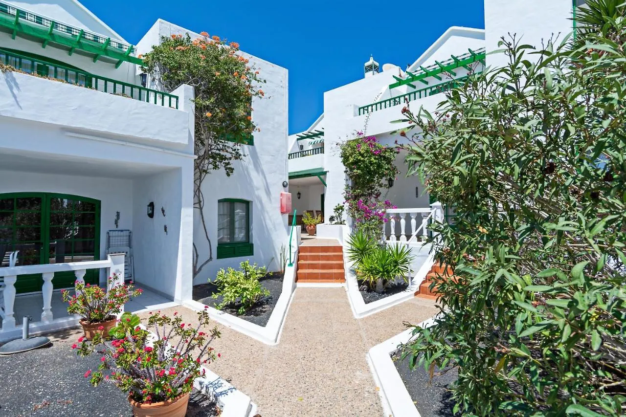 Apartment Oceanic Breeze Share Pool By Pvl Puerto del Carmen  Puerto del Carmen (Lanzarote)