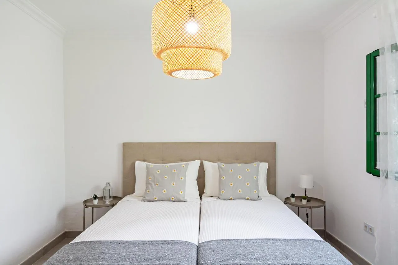 Apartment Oceanic Breeze Share Pool By Pvl Puerto del Carmen  Spanien